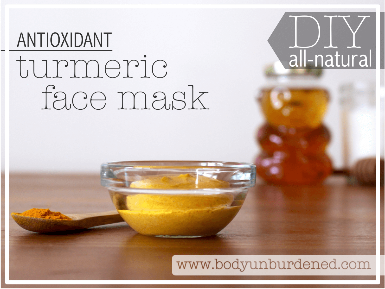 DIY All-Natural Antioxidant Turmeric Face Mask